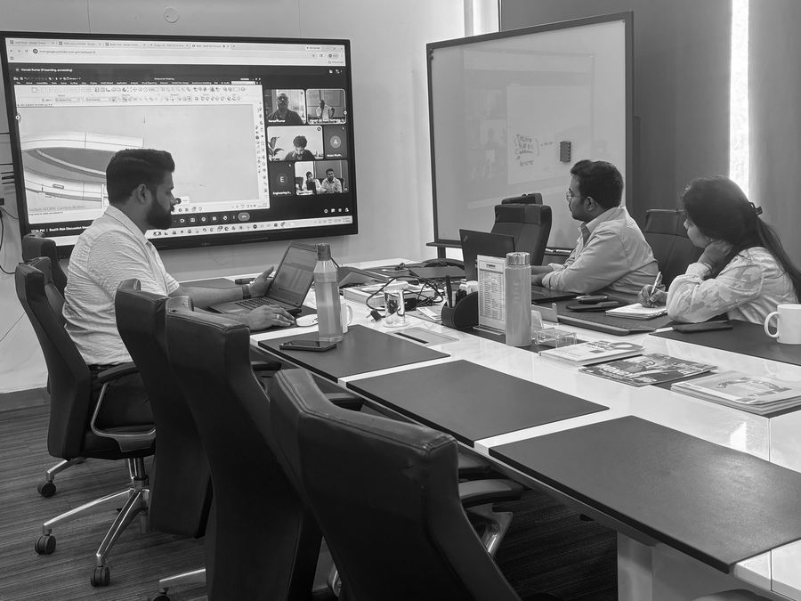 Hybrid design review, remote and in-room together