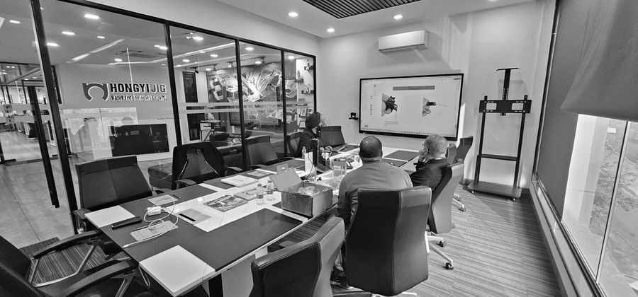 Review session at the Hongyi JIG office